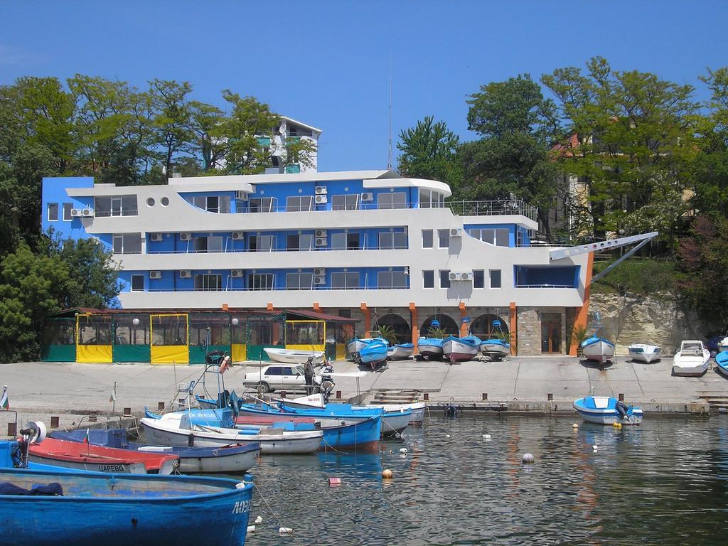 Ribarska Sreshta Family Hotel Carevo Exteriér fotografie